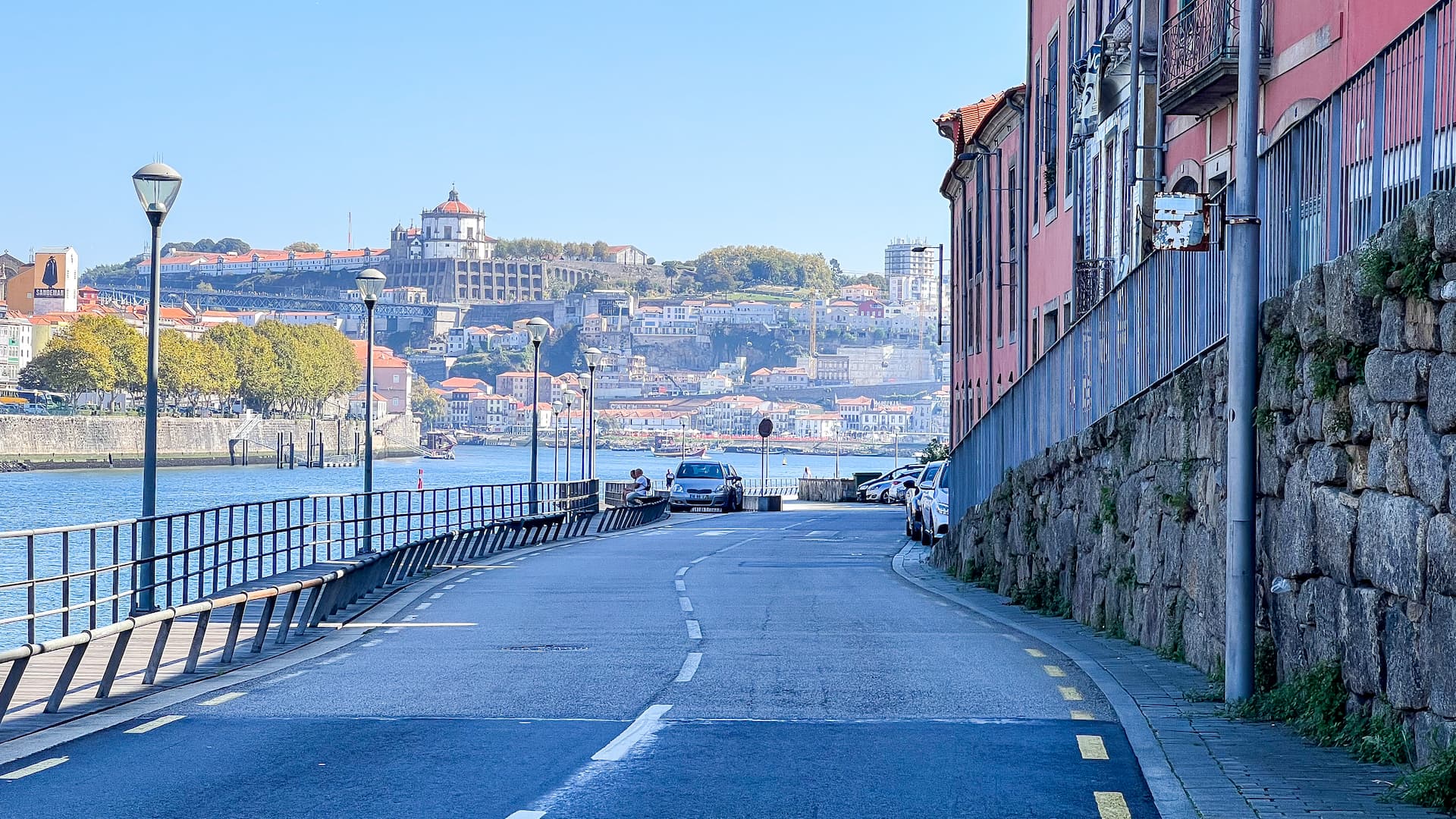 20 min Douro River Ride
